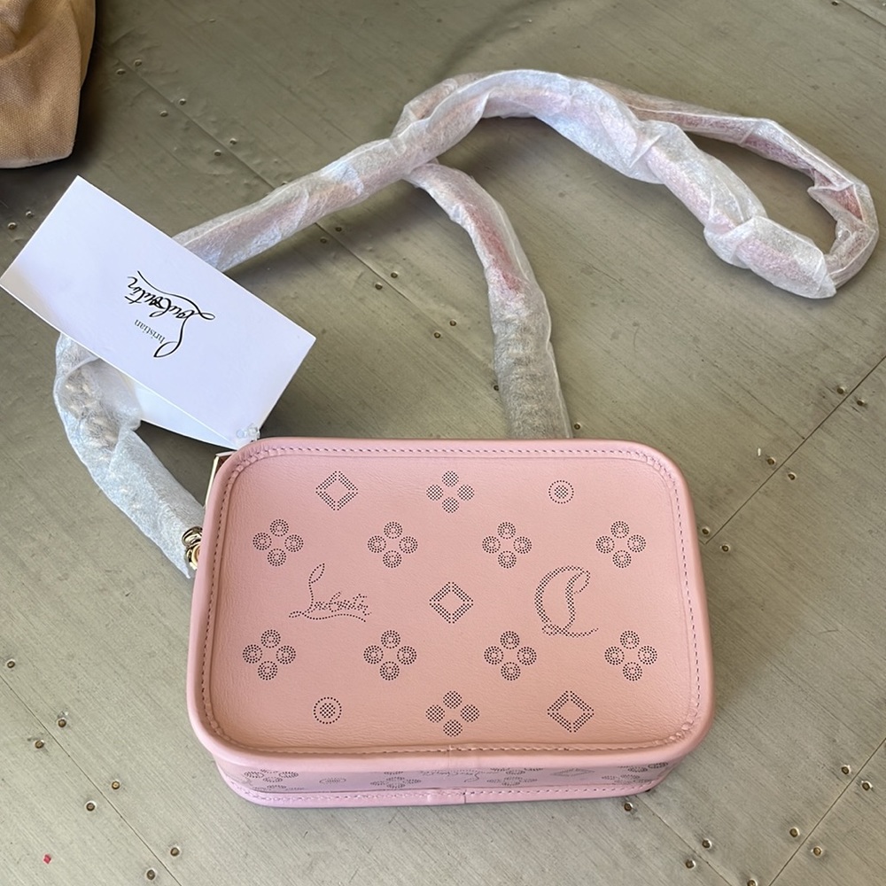 Christian louboutin radioloubi pink rosy camera bag crossbody $1250